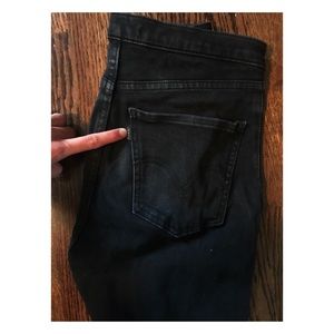 Levi crop jeans
